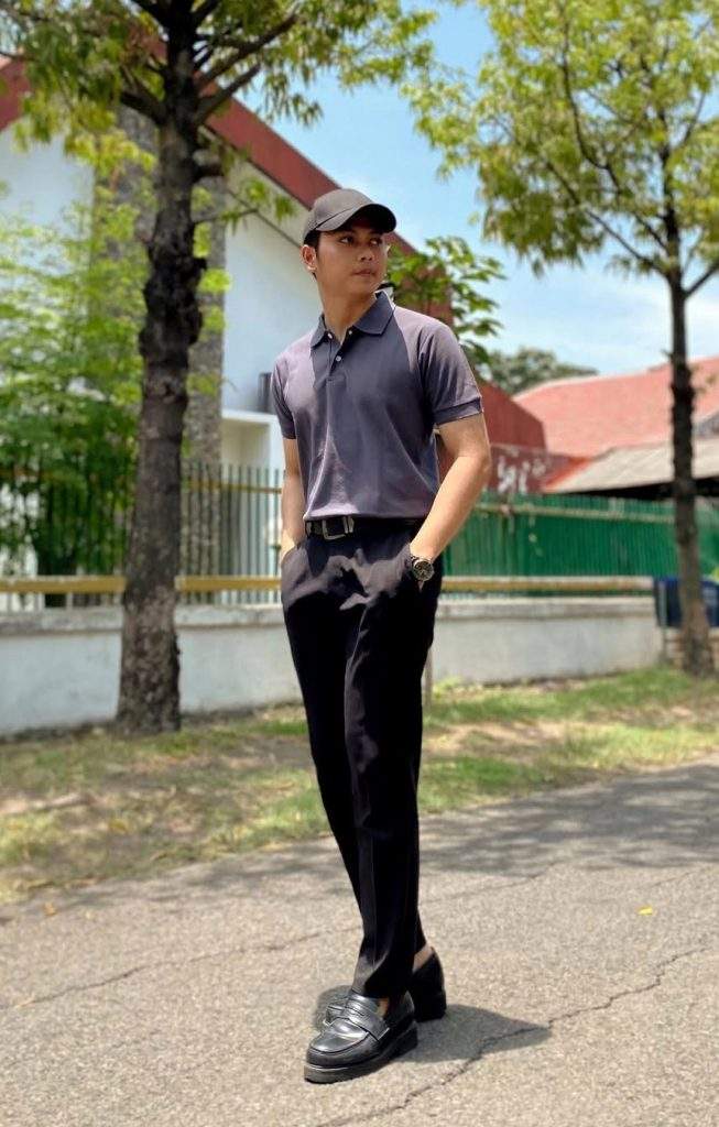 Kaos Polos untuk Semi Formal