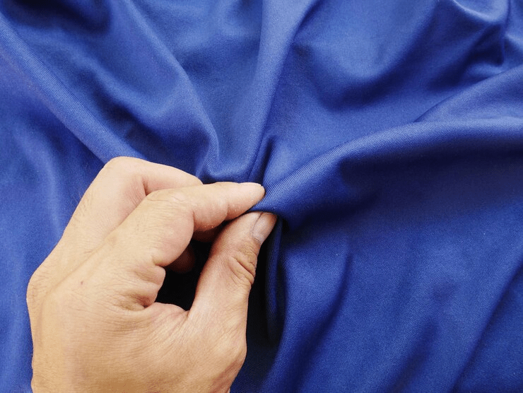 Teknologi Quick Dry pada Kaos Polos